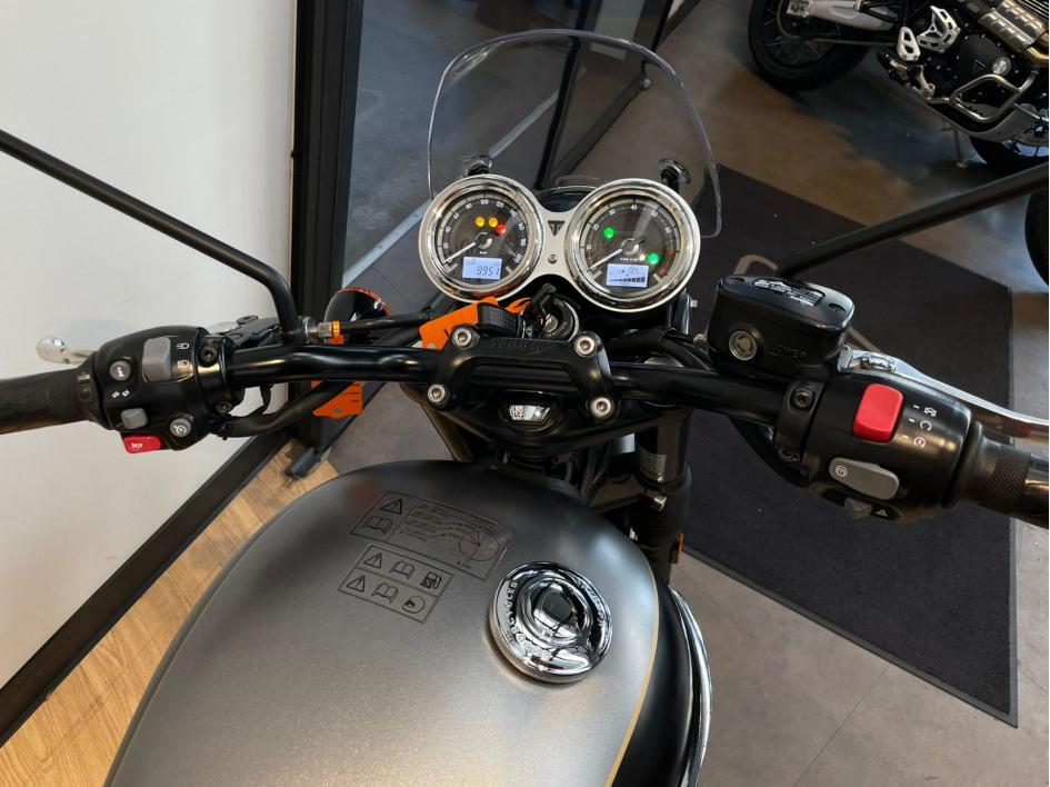 TRIUMPH BONNEVILLE T120 Black GOLD LINE Edition - 9950 KMS - JUIN 2022 - 1 ERE MAIN