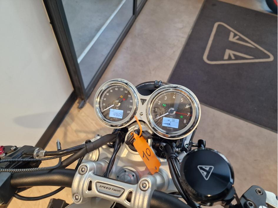 TRIUMPH SPEED TWIN 1200 MARS/2022 1ERE MAIN 12605KMS AIDE A LA VENTE