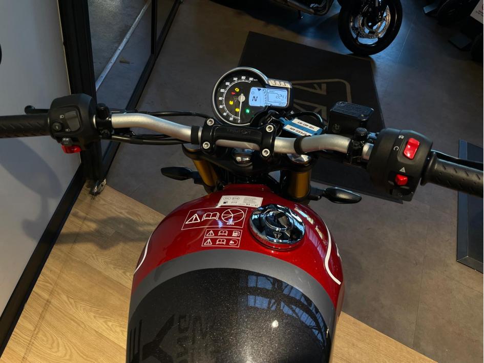 TRIUMPH SPEED 400 - ACCESSIBLE A2 - 2250 KMS - FEVRIER 2025