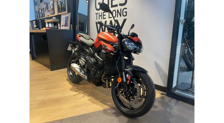 TRIUMPH STREET TRIPLE 765 R