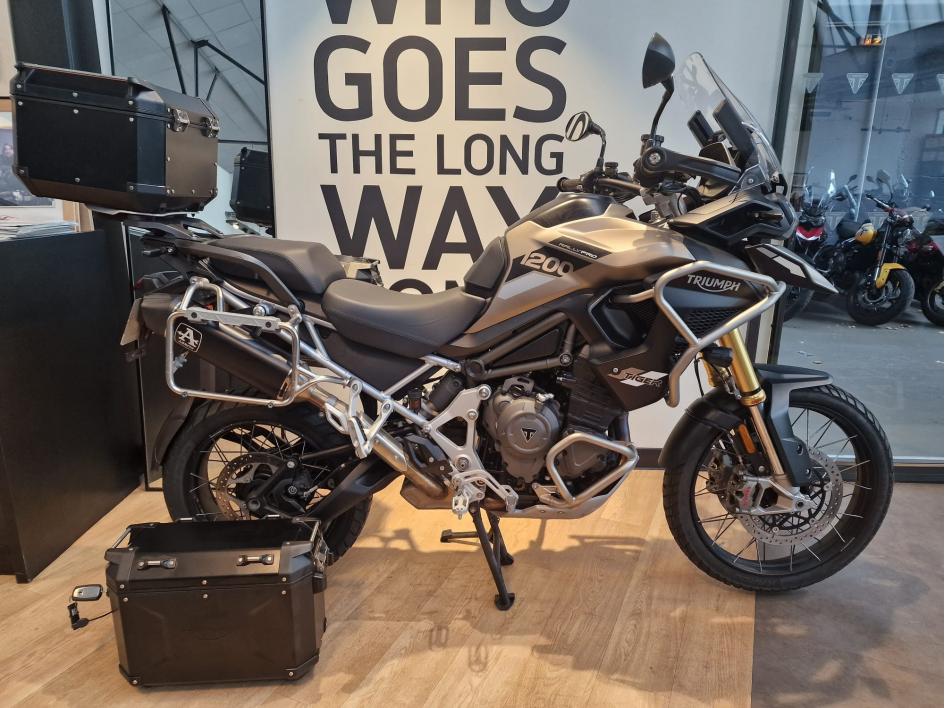 TRIUMPH TIGER 1200 RALLY PRO 16600KMS 1ERE MAIN 08/2024 DEPOT VENTE