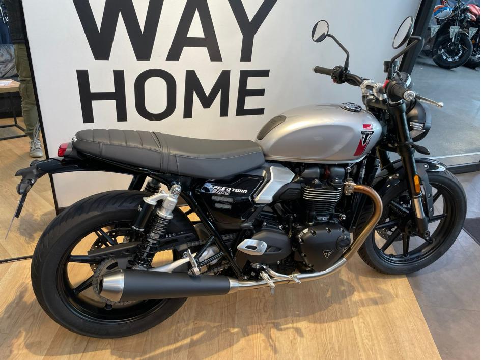 TRIUMPH SPEED TWIN 900 - BRIDEE A2 - 2800 KMS - FEVRIER 2025