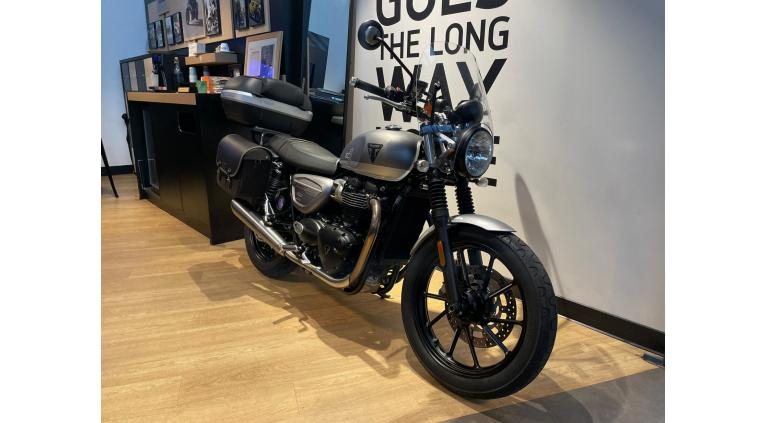 TRIUMPH STREET TWIN 900 EC1 Edition