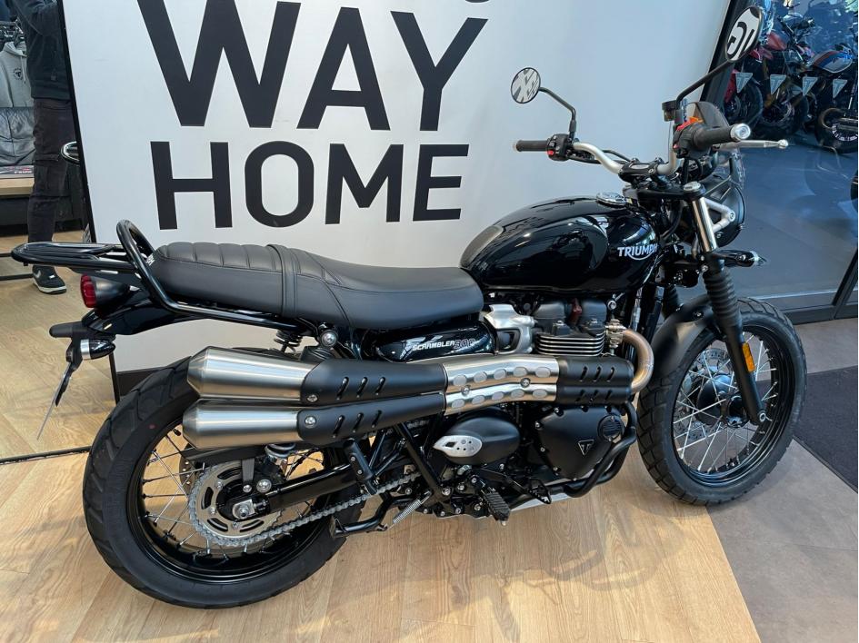 TRIUMPH SCRAMBLER 900 - BRIDEE A2 - 3900 KMS - OCTOBRE 2024 - 1 ERE MAIN