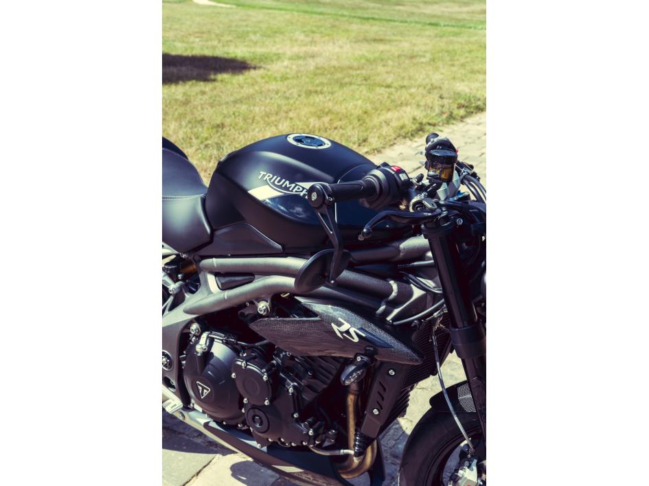 SPEED TRIPLE RS FULL BLACK