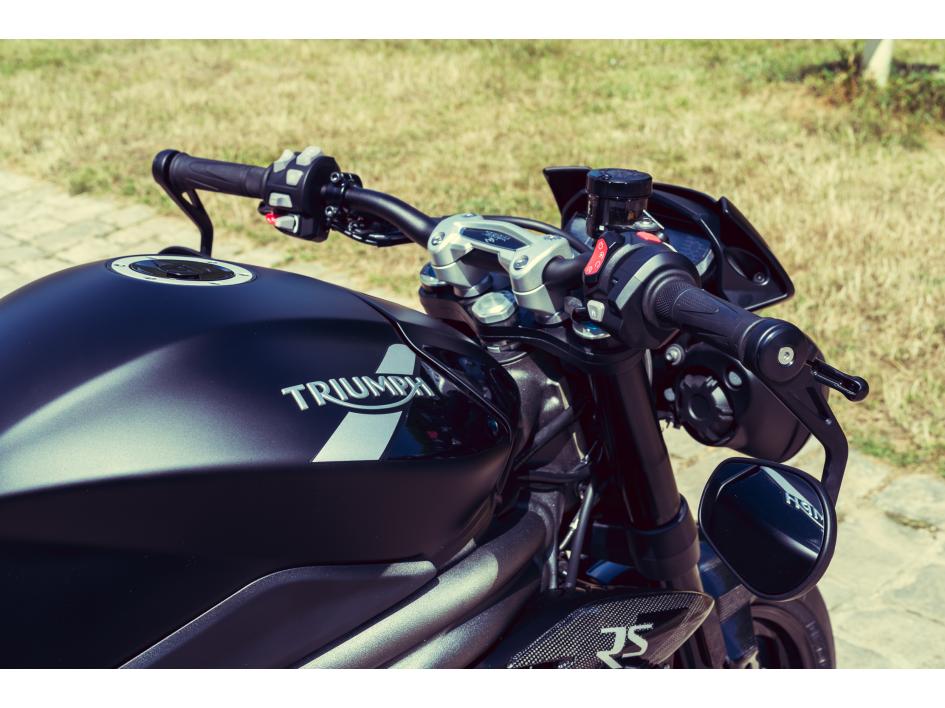 SPEED TRIPLE RS FULL BLACK