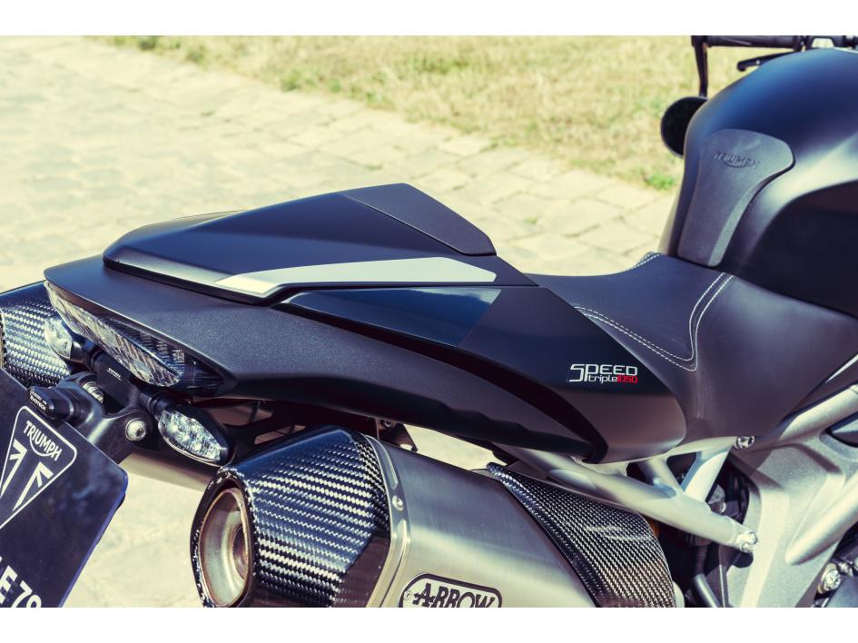 SPEED TRIPLE RS FULL BLACK