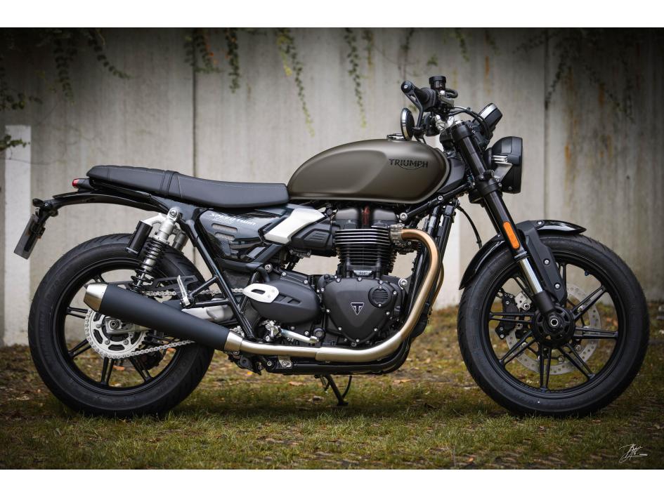 SPEED TWIN 900 IRONSTONE