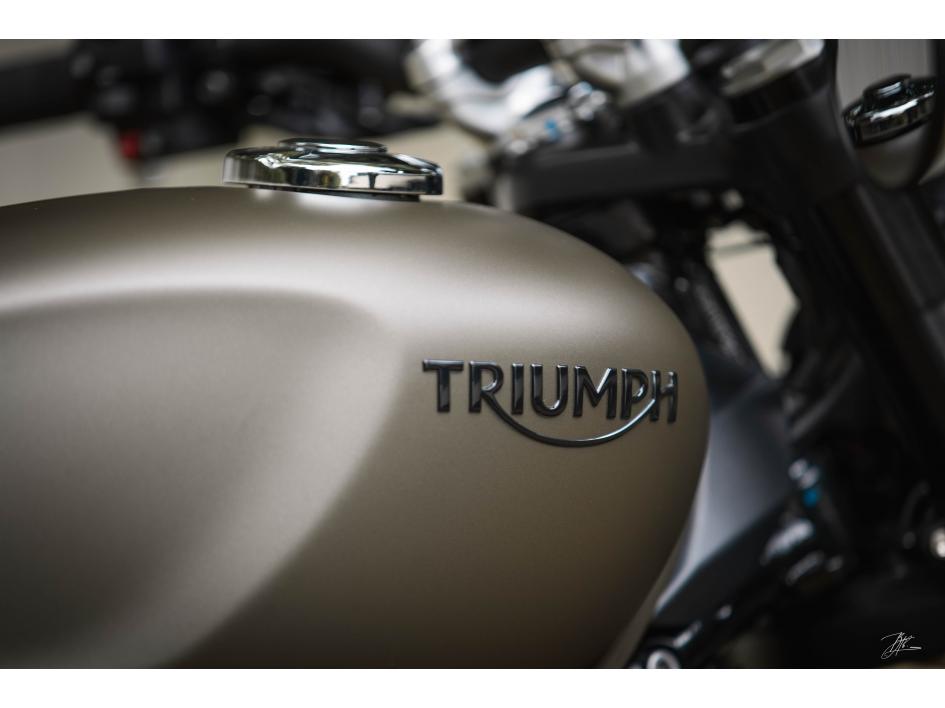 SPEED TWIN 900 IRONSTONE